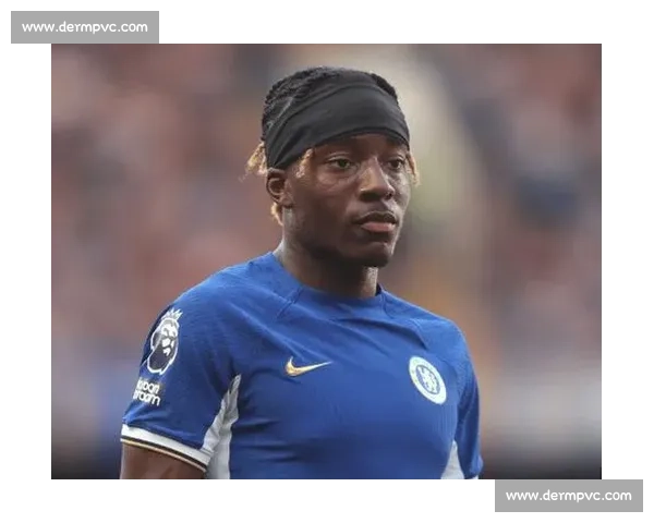 马杜埃凯训练秀顶级处理！三细节彰显阿森纳边路新核潜力